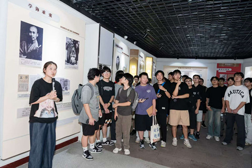 微信图片_20251020143157_83_709_副本.jpg 微信图片_20251020143157_83_709_副本.jpg