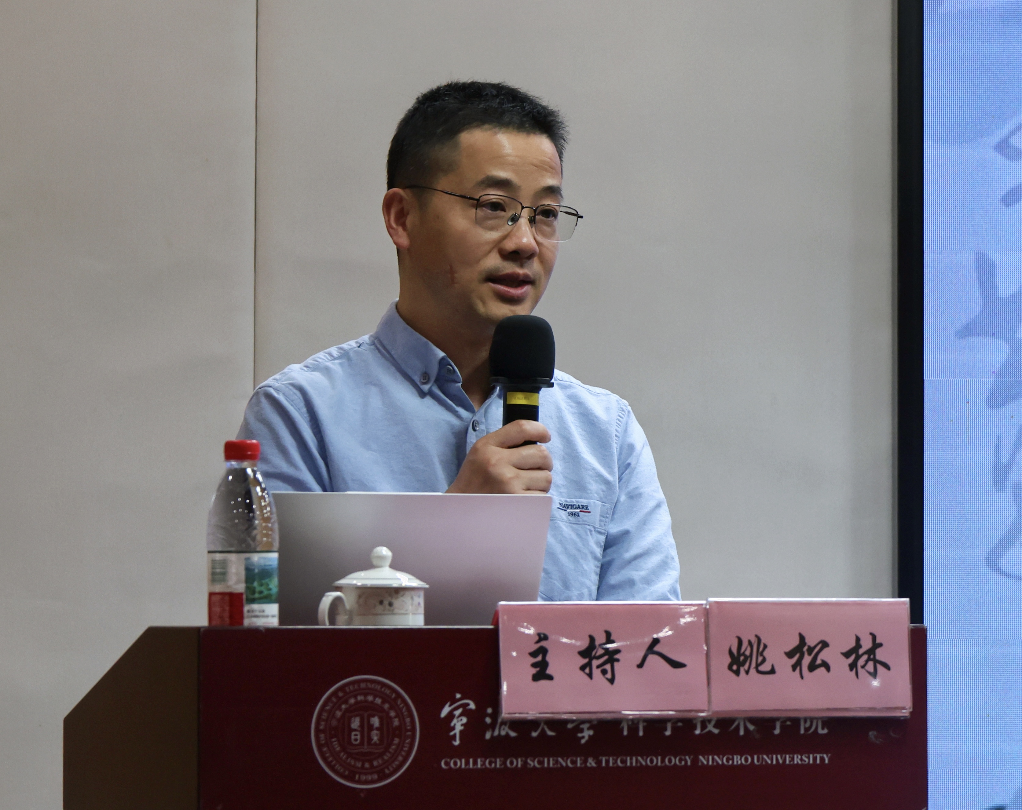 图书馆3.jpg