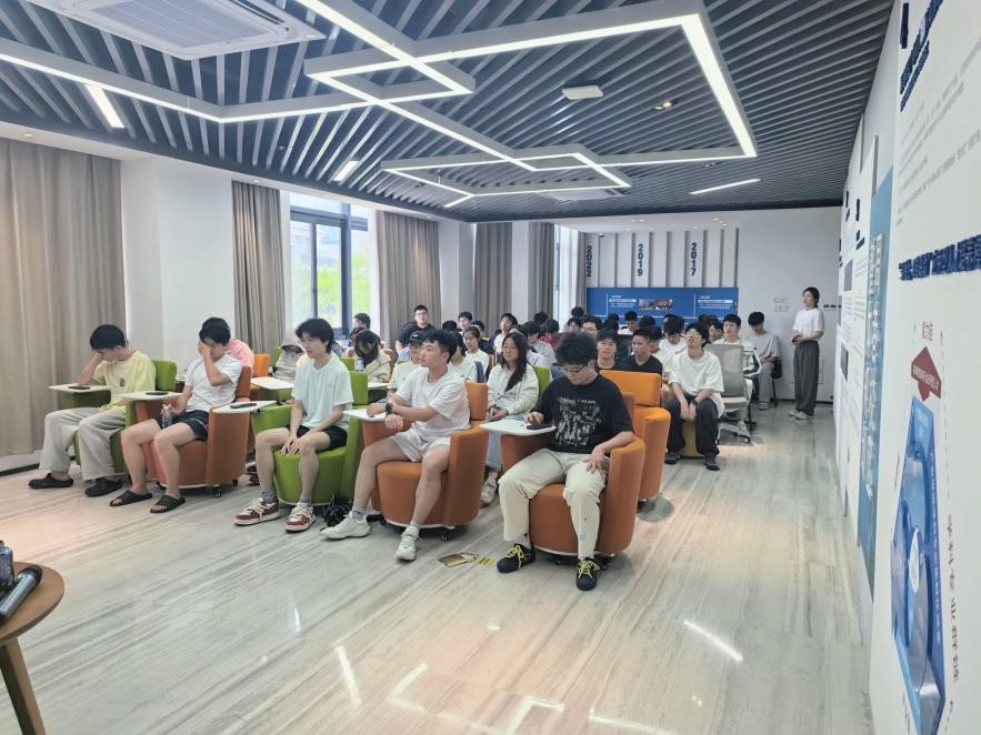 图片2.jpg