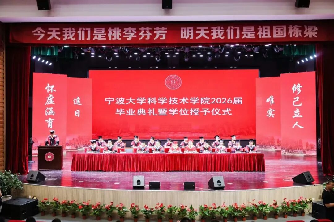 03f4628cec968c67e82de42cda0ebcbc.jpg